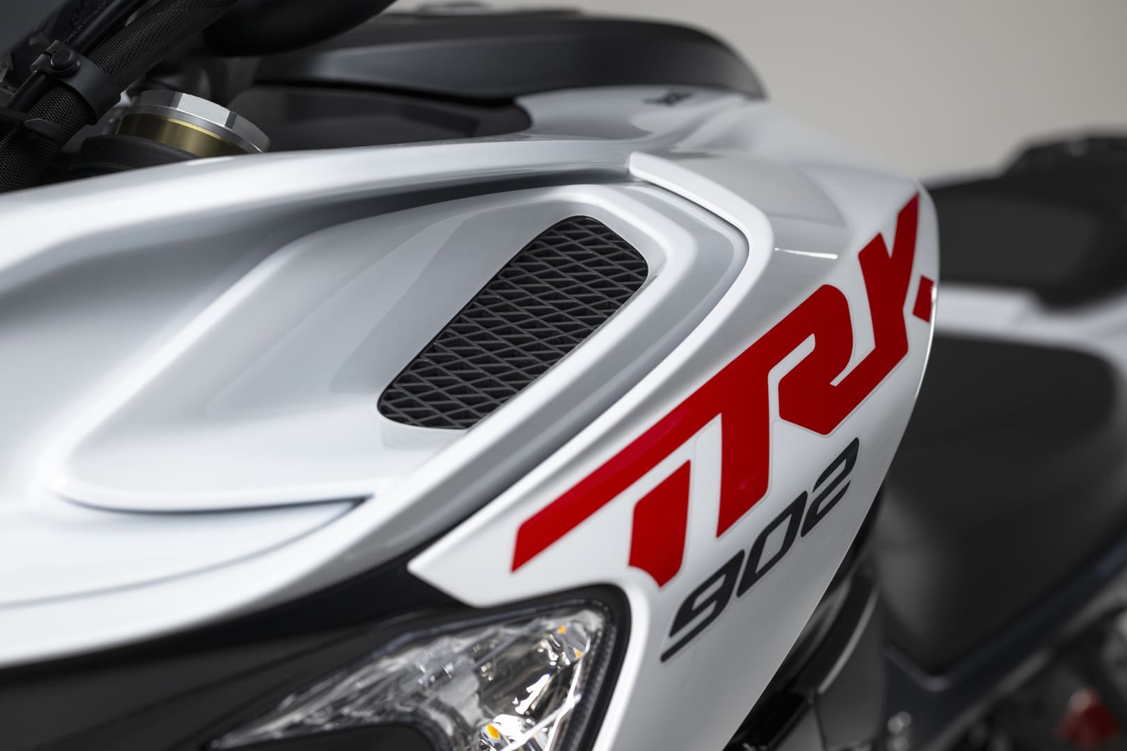 trk902stradale_12